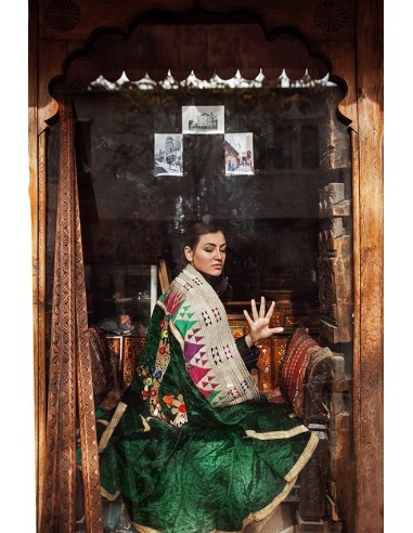 Femmes dévoilées et Hommes en fleurs