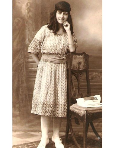 KARIMEH ABBOUD - Lady photographer