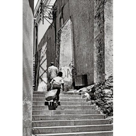 Son œil dans ma main